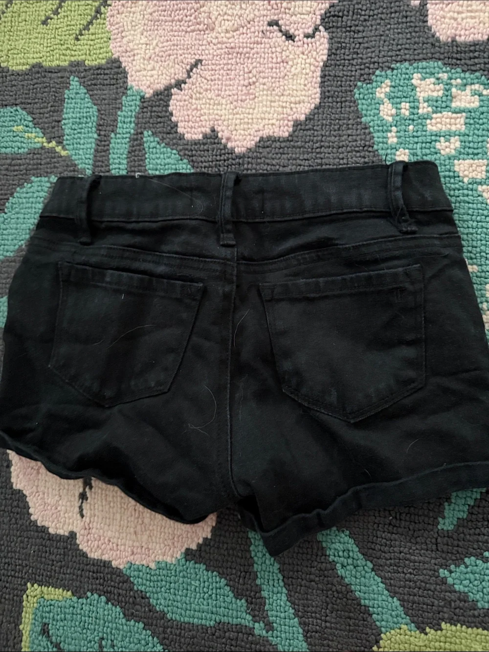 Tractr Black Roll-Hem Jean Shorts